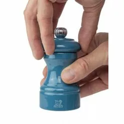 Moulin à Poivre Bistro 10 Cm Bleu Pacifique Peugeot -Moulin Soldes Boutique moulin a poivre bistro 10 cm bleu pacifique peugeot 1