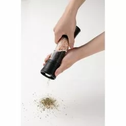 Moulin Universel 2 En 1 Céramique Réglable Kyocera Noir -Moulin Soldes Boutique moulin universel 2 en 1 ceramique reglable kyocera noir 2