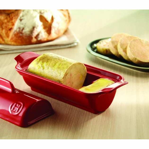 Terrine à Foie Gras Façon Médaillon 0,6L Emile Henry - Couleur Grand Cru 4 Terrine à Foie Gras Façon Médaillon 0,6L Emile Henry - Couleur Grand Cru – Image 2